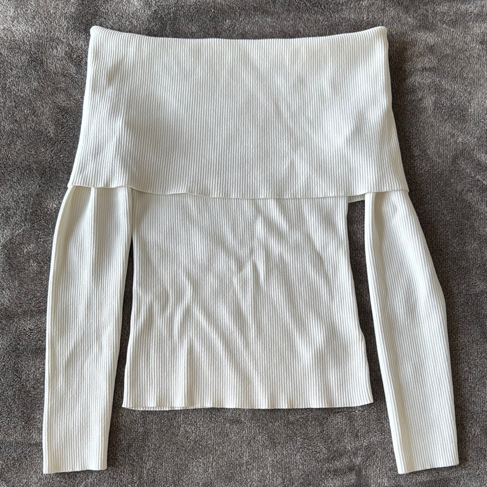 Wilfred Croquis - Off-Shoulder Knit Top
